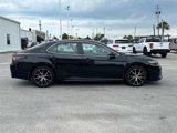 Used 2023 Toyota Camry SE image 6