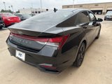 Used 2022 Hyundai Elantra SEL w/ Convenience Package image 4