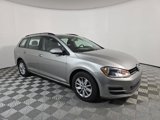 Used 2017 Volkswagen Golf S image 3