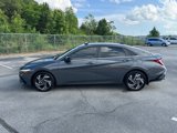 Used 2025 Hyundai Elantra SEL image 3