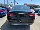 Used 2015 Chrysler 200 Limited w/ Convenience Group image 5