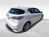 Used 2016 Lexus CT 200h image 4