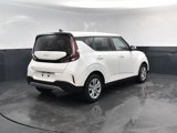 Certified 2023 Kia Soul LX image 5