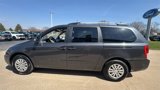 Used 2014 Kia Sedona LX image 5