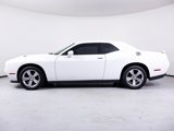 Used 2019 Dodge Challenger SXT image 2