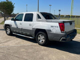 Used 2002 Chevrolet Avalanche 2WD image 2