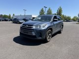 Used 2017 Toyota Highlander LE image 3