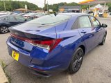 Used 2023 Hyundai Elantra SEL image 6