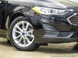 Used 2020 Ford Fusion SE image 3