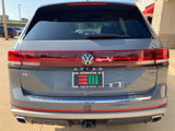Used 2024 Volkswagen Atlas Peak Edition SE image 5