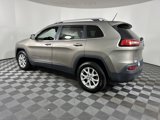 Used 2016 Jeep Cherokee Latitude w/ Comfort & Sound Group image 5