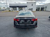 Used 2024 Nissan Altima 2.5 SV image 4