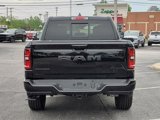 New 2025 RAM 1500 4x4 Crew Cab image 4