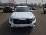 Used 2024 Kia Seltos LX image 3
