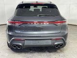 Certified 2022 Porsche Macan image 4