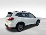 Used 2022 Subaru Forester Premium image 5
