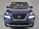 Used 2023 Nissan Rogue SV image 2