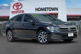 Used 2022 Volkswagen Jetta S image 2