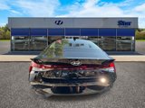Used 2023 Hyundai Elantra SEL w/ Convenience Package image 3