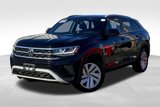 Used 2020 Volkswagen Atlas Cross Sport SE image 2