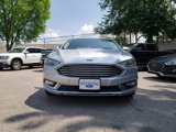 Used 2017 Ford Fusion SE w/ Fusion SE Technology Package image 2