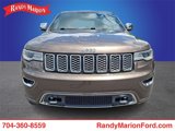 Used 2017 Jeep Grand Cherokee Overland image 2
