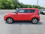 Used 2015 Kia Soul + image 3