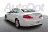 Used 2011 INFINITI G25 x w/ Moonroof Pkg image 2