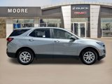 Used 2023 Chevrolet Equinox LT image 2