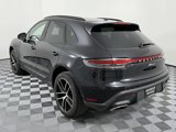 Used 2024 Porsche Macan image 3