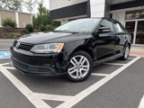 Used 2011 Volkswagen Jetta SE image 3
