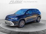 New 2025 Volkswagen Taos SE image 3