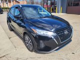 Used 2023 Nissan Kicks SV image 3