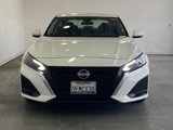 Used 2023 Nissan Altima 2.5 SV image 2