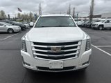 Used 2018 Cadillac Escalade Luxury image 2