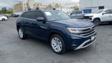 Used 2022 Volkswagen Atlas Cross Sport SE image 3
