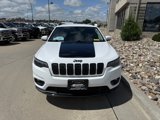 Used 2020 Jeep Cherokee Latitude Plus image 2