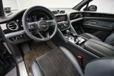 Used 2022 Bentley Bentayga image 2