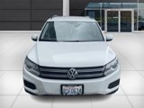 Used 2017 Volkswagen Tiguan S image 2