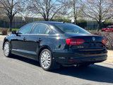Used 2015 Volkswagen Jetta SE image 3