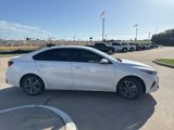 Used 2022 Kia Forte LXS image 5