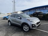 Used 2020 Kia Sportage LX image 2