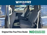 Used 2023 Chrysler Voyager LX image 5