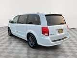 Used 2017 Dodge Grand Caravan SXT image 5
