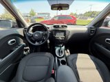 Used 2019 Kia Soul + image 3