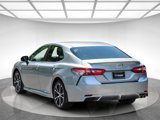 Used 2018 Toyota Camry SE w/ Convenience Package image 2