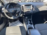Used 2018 Chevrolet Cruze LT image 2