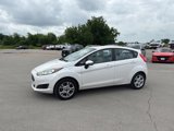 Used 2016 Ford Fiesta SE image 2