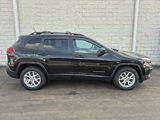 Used 2017 Jeep Cherokee Sport image 3