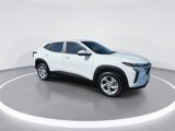 Used 2025 Chevrolet Trax LS w/ LS Convenience Package image 2